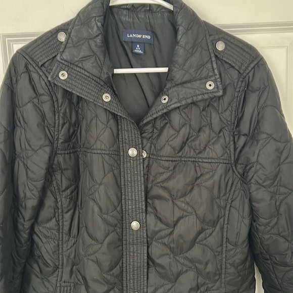 Lands' End Black Quilted Jacket Size Smalll 6-8 snap button down pockets - Picture 6 of 7
